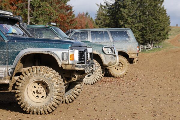 Mașini off-road ieftine: modele 4×4 potrivite pentru începători