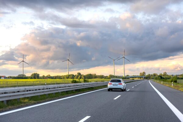 Hibrid sau diesel: ce alegi dacă faci mulți kilometri